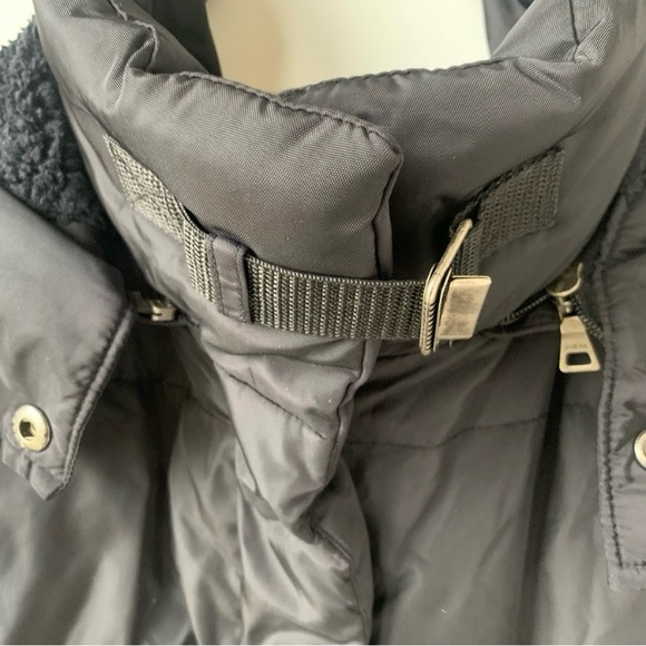 Guess Women’s Winter Jacket Medium New - Picture 10 of 16